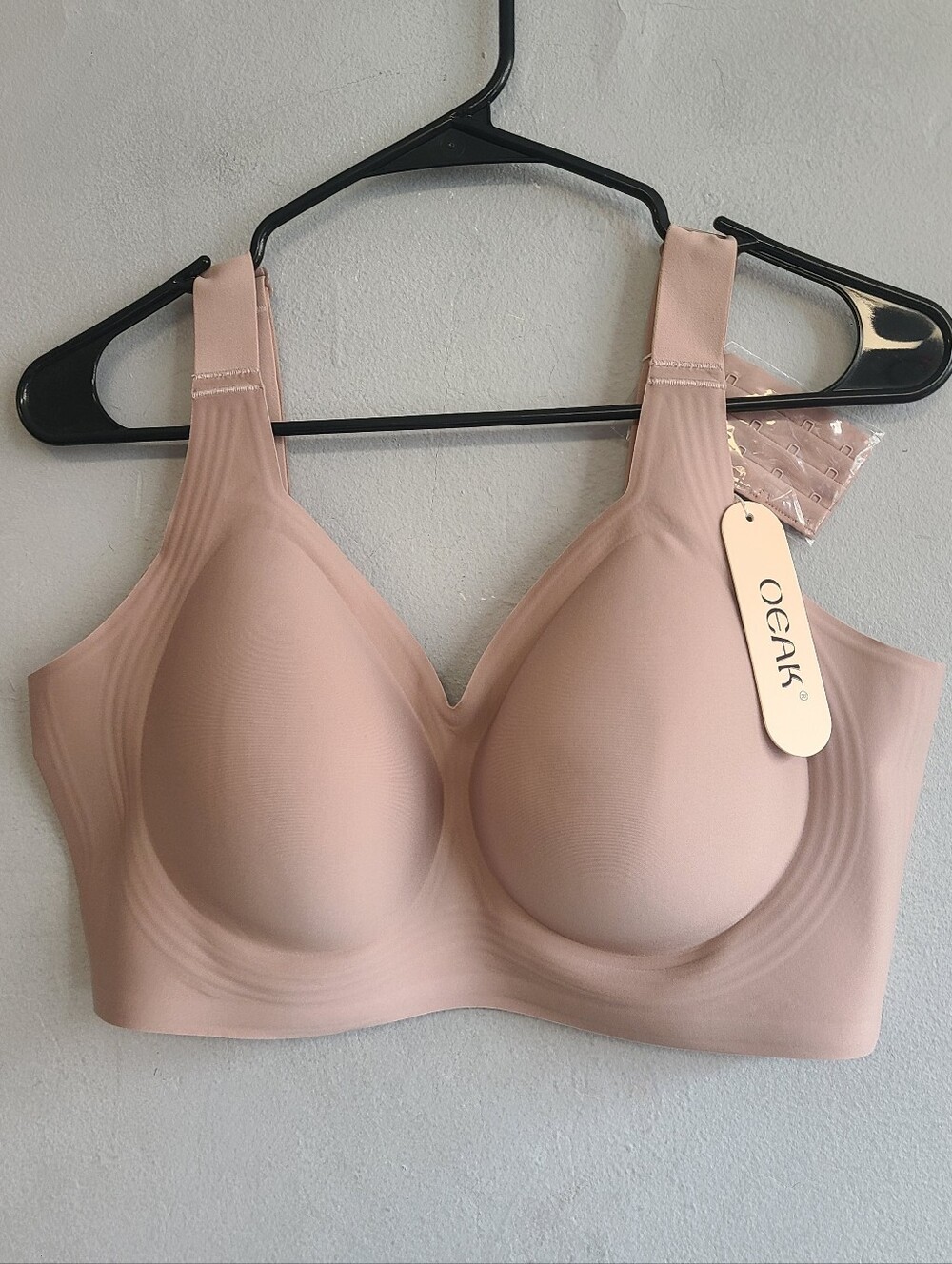 New women's XL 36 38 40 B C D beige nude t-shirt bra, seamless,breathable, soft